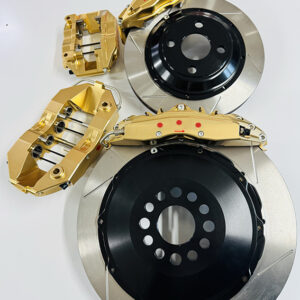 Escort Cosworth 4WD 380x32mm, 8 pot front & 313x26mm 4 pot rear Rally style brake kit for road cars